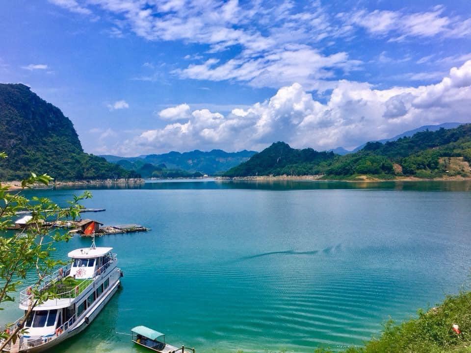 Du lịch hồ Hòa Bình