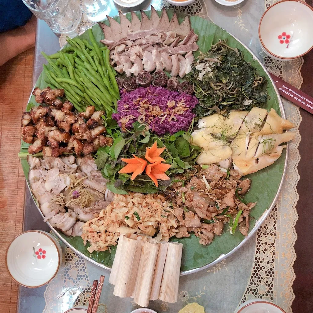 1619406099 nha hang bep muong hoa binh 3