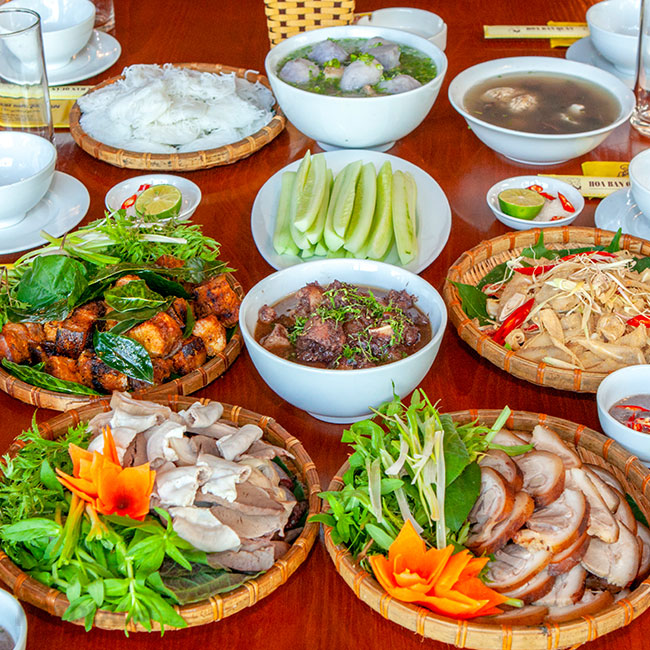 Nhà hàng ẩm thực Tây Bắc