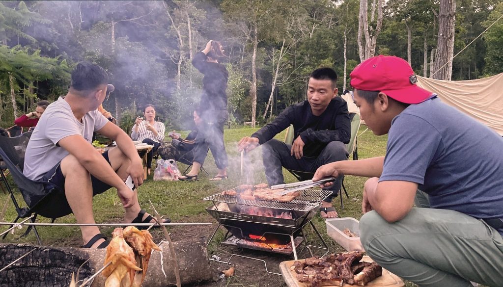 Đốt lửa trại