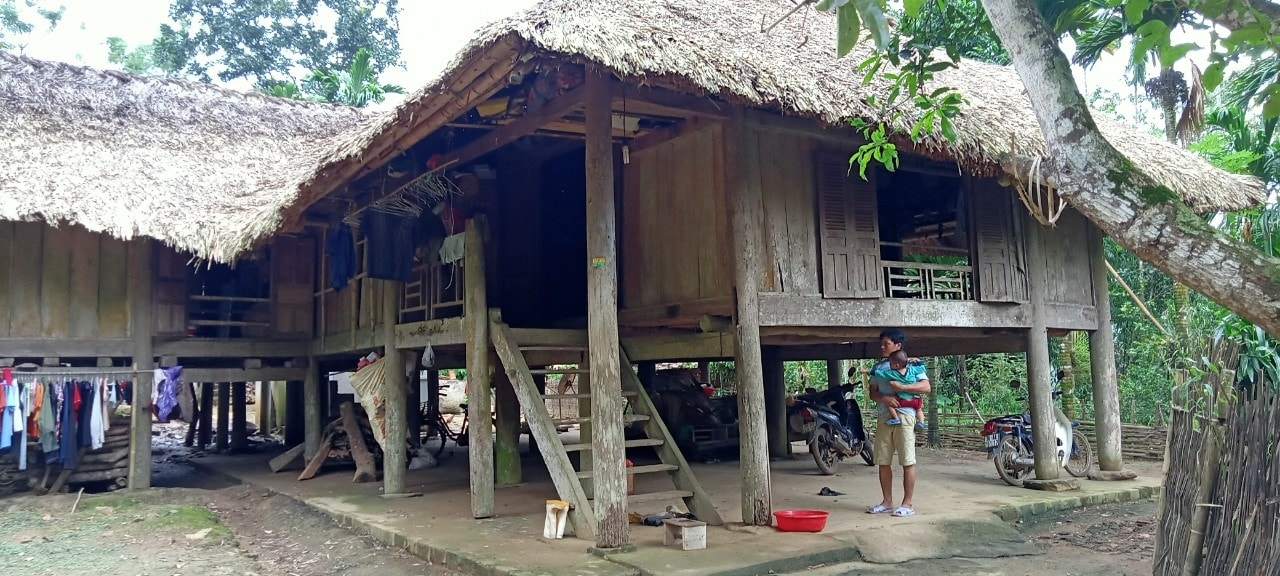 Nhà sàn Mường