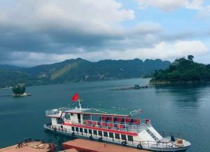 du lịch hồ Hòa Bình